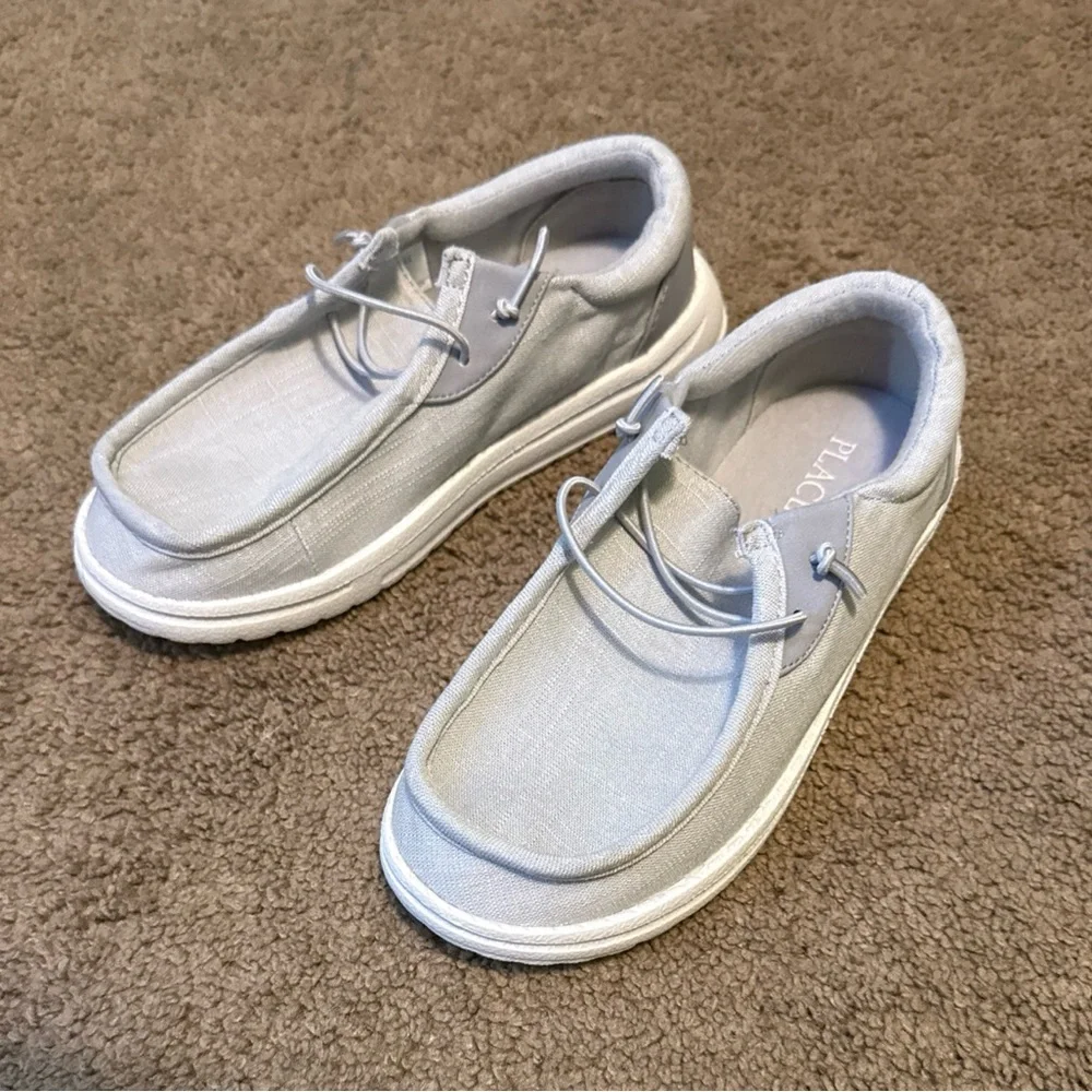 Children’s Place, Kids Slip On Deck Shoes, Grey- Size 2